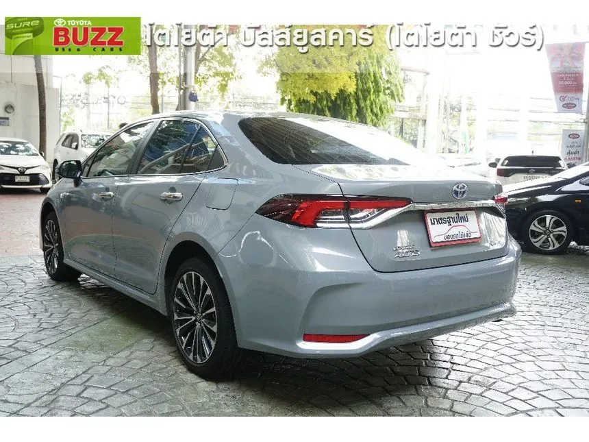 2025 Toyota Corolla Altis Hybrid Premium Sedan
