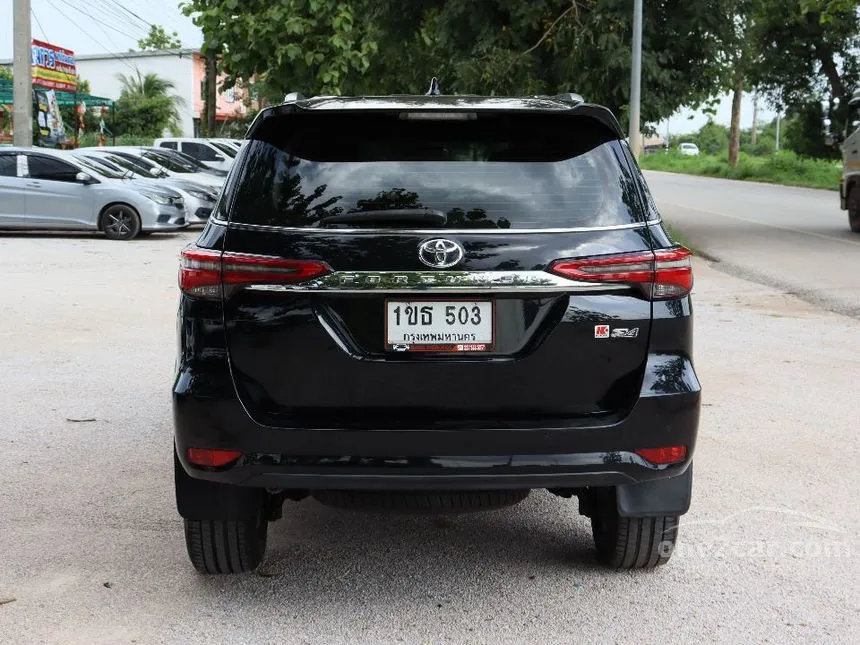 2020 Toyota FORTUNER V SUV