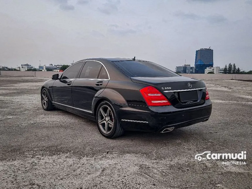 2011 Mercedes-Benz S300L Solitaire Sedan