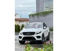 2017 Mercedes-Benz GLE400 3.0 Exclusive 4MATIC SUV White on Black Odo 55 Rb (TERMURAH)