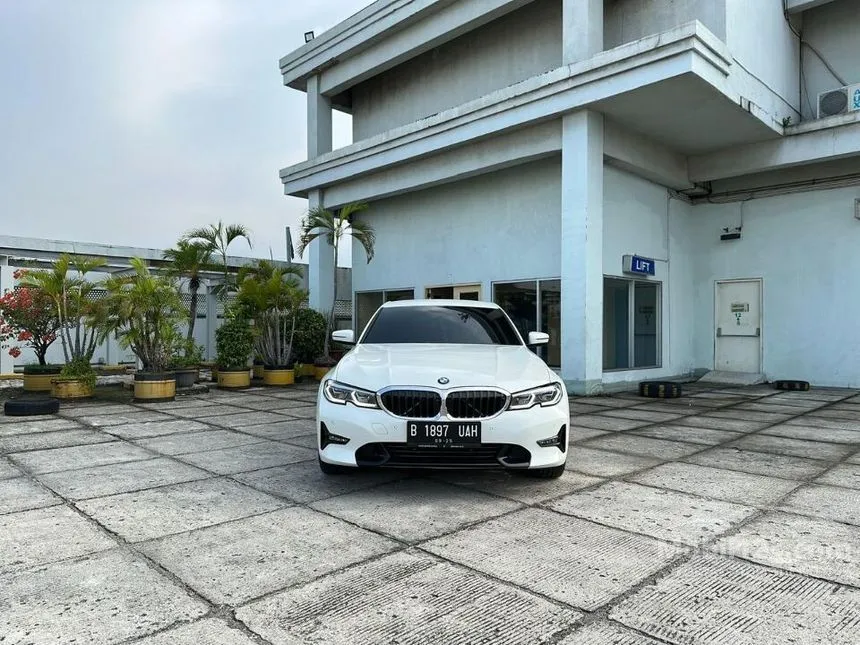 Jual Mobil BMW 320i 2020 Sport 2.0 di DKI Jakarta Automatic Sedan Putih Rp 648.000.000