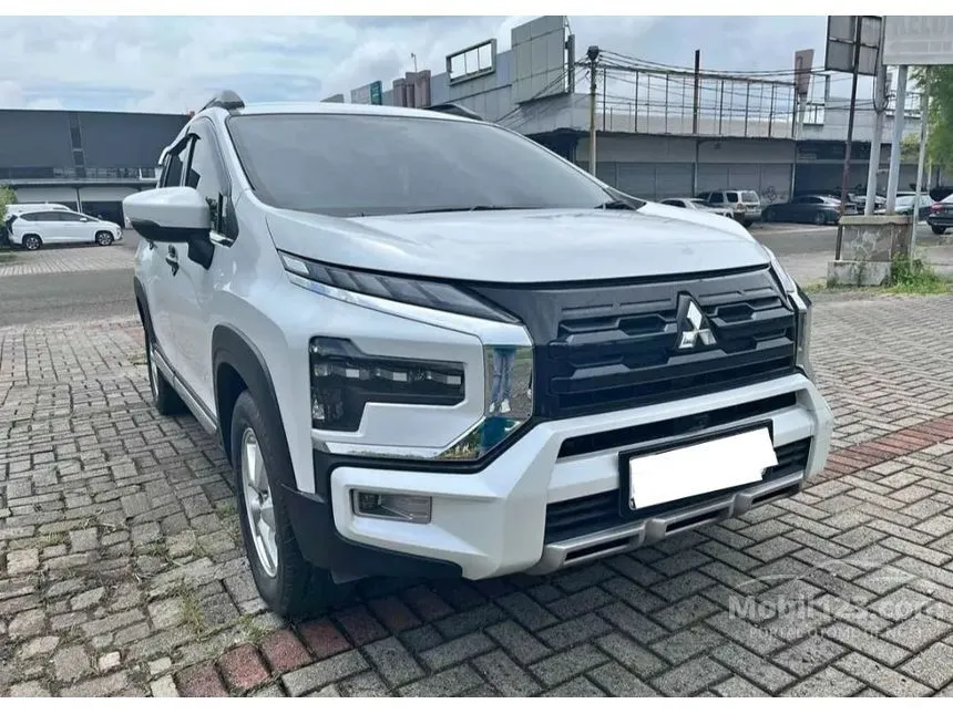 2023 Mitsubishi Xpander Cross Premium MPV