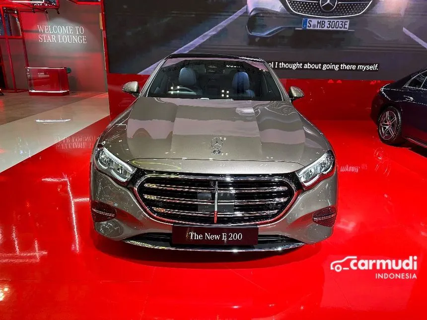 2025 Mercedes-Benz E200 Exclusive Line Sedan