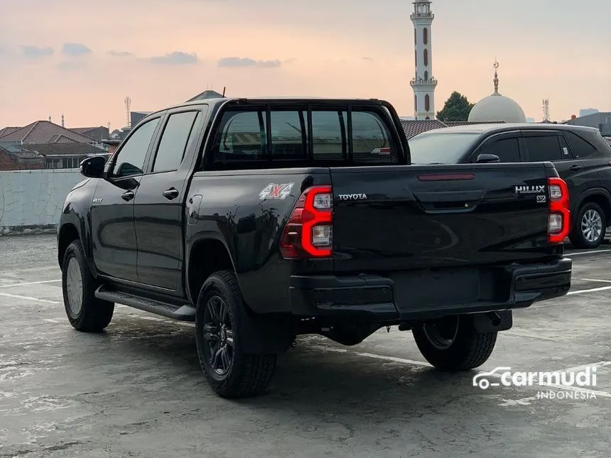 2024 Toyota Hilux V Dual Cab Pick-up