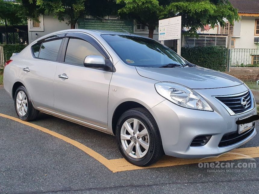 Nissan almera 2012