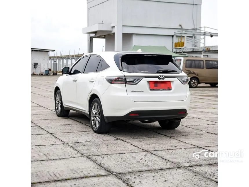 2014 Toyota Harrier SUV