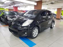 Toyota Yaris E 2012 Matic Hitam TDP 5 Juta
