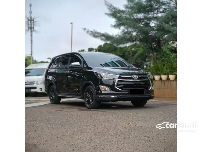 2018 Toyota Kijang Innova Venturer MPV