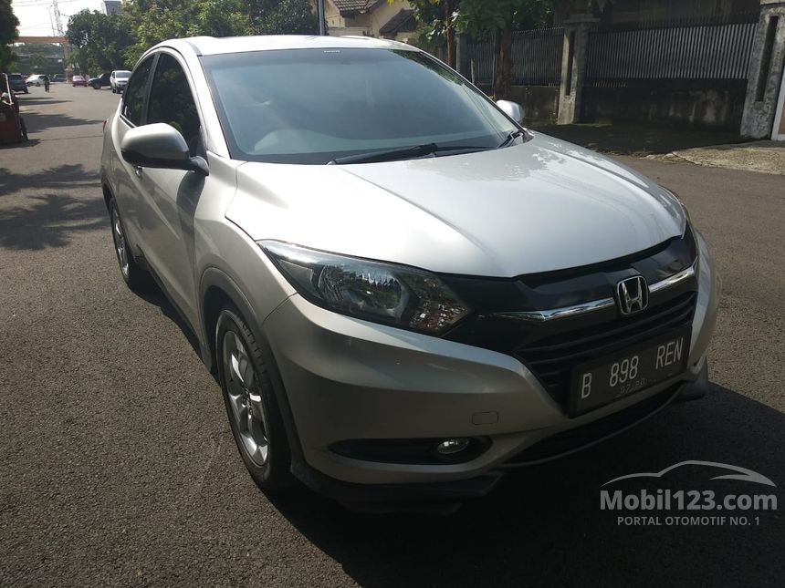 Used Honda Hrv >> Honda Hrv E 2015 At Silver Murah Paket Kredit Used Honda Hrv >> Honda Hrv E 2015 At Silver Murah Paket Kredit