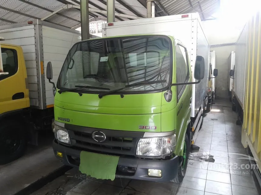 2019 Hino Dutro 110 LD Truck