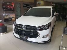 Ready Stock Toyota Innova Venturer 2.0 MT Bensin (DP Menyesuaikan/ Pilihan Warna Lengkap)