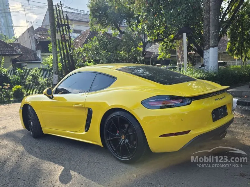 2017 Porsche 718 Cayman S Coupe