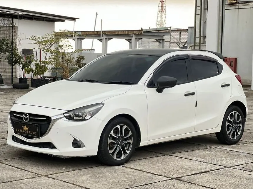 Jual Mobil Mazda 2 2017 R 1.5 di DKI Jakarta Automatic Hatchback Putih Rp 170.000.000