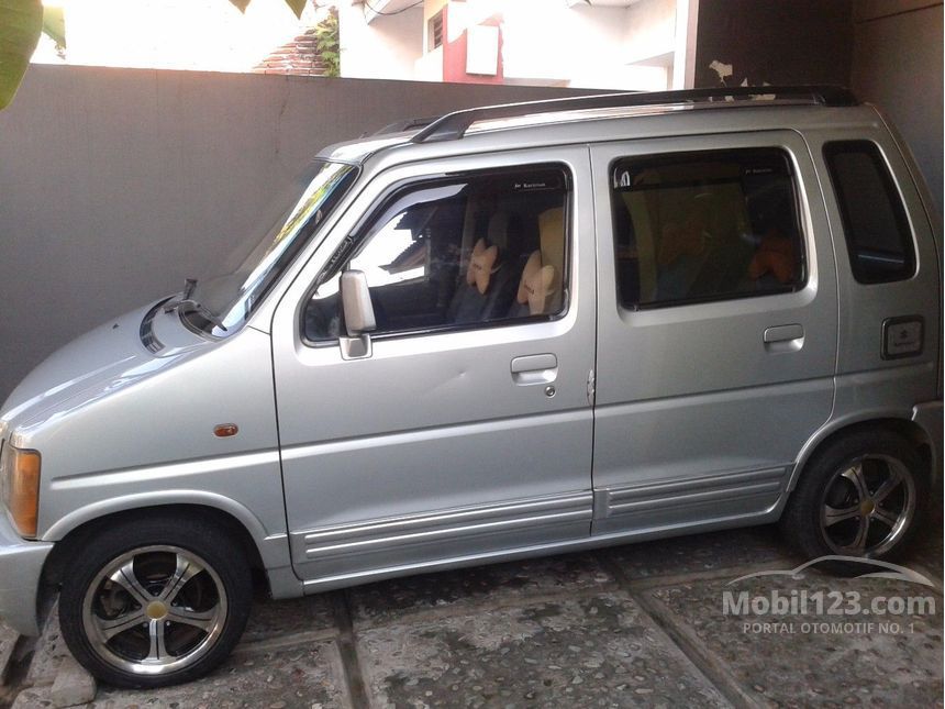 Jual Mobil Suzuki Karimun 2001 DX 1.0 di Jawa Timur Manual 