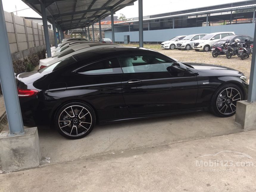 Jual Mobil Mercedes-Benz C43 AMG 2018 AMG 4Matic 3.0 di 