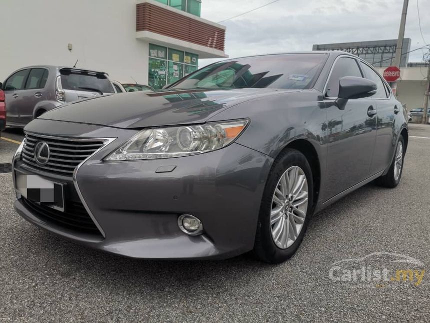 Lexus ES250 2014 Luxury 2.5 in Penang Automatic Sedan Grey for RM