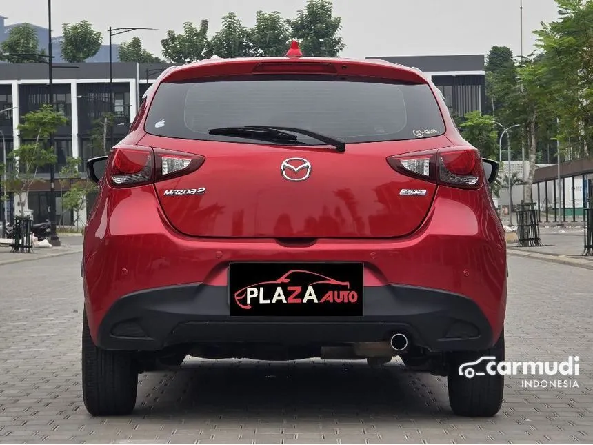 2015 Mazda 2 R Hatchback