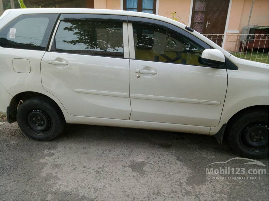 Jual Mobil  Daihatsu  Xenia  2021 X X 1 3 di Jawa  Barat  