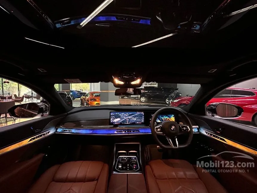 2024 BMW 735i M Sport Sedan