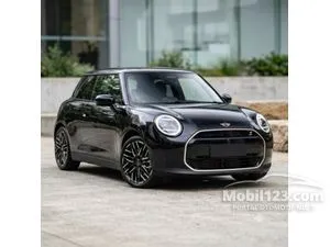 2025 MINI Cooper Cooper SE Hatchback