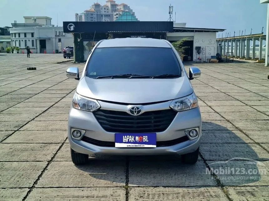 Jual Mobil Toyota Avanza 2017 E 1.3 di DKI Jakarta Automatic MPV Silver Rp 119.000.000