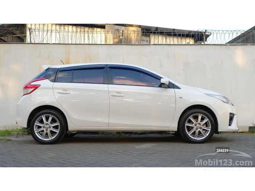 2016 Toyota Yaris G Hatchback