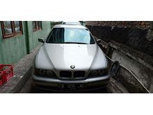 1999 BMW 528i AT