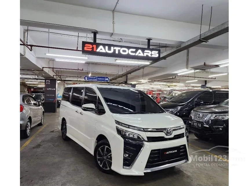 Jual Mobil Toyota Voxy 2018 2.0 di DKI Jakarta Automatic Wagon Putih Rp 320.000.000