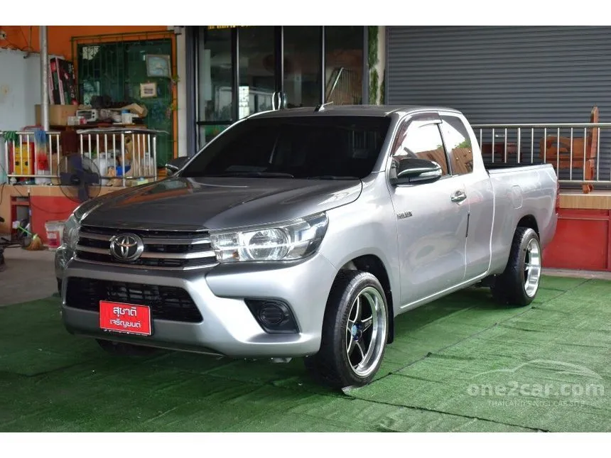2016 Toyota Hilux Revo E Pickup