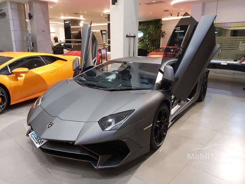 Jual Mobil Lamborghini Aventador 2013 Lp700 4 6 5 Di Dki Jakarta Automatic Coupe Kuning Rp 6 500 000 000 6868556 Mobil123 Com