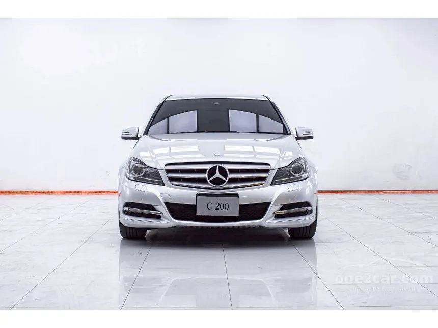 2013 Mercedes-Benz C200 CGI BlueEFFICIENCY Sedan