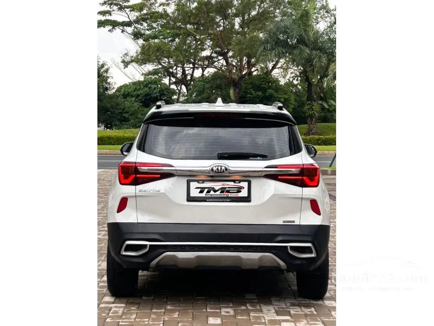 2021 KIA Seltos EX SUV