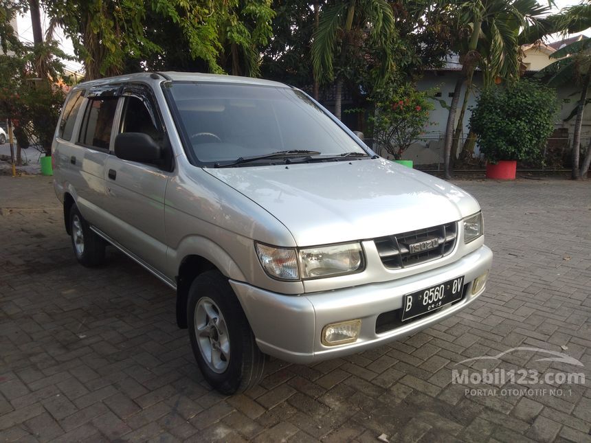 Jual Mobil Isuzu Panther 2004 LV 2.5 di Jawa Timur Manual 