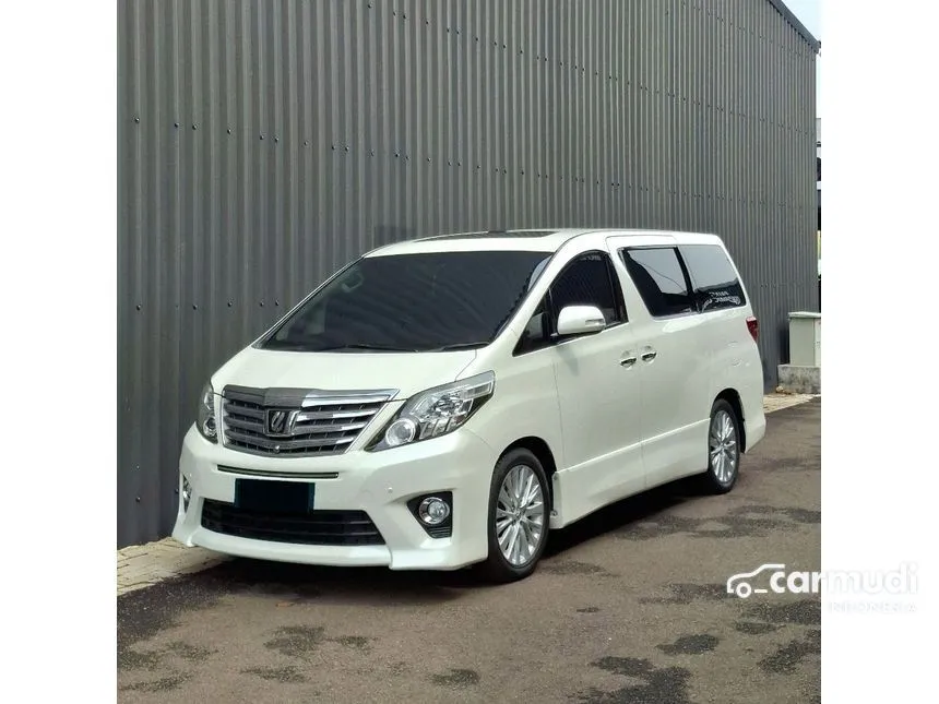 2013 Toyota Alphard SC MPV