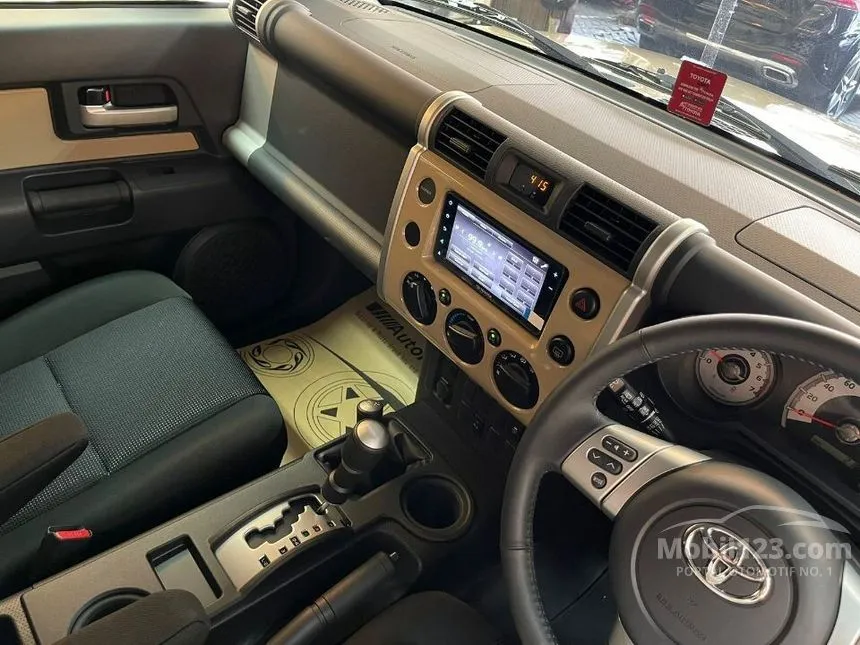 2023 Toyota FJ Cruiser SUV