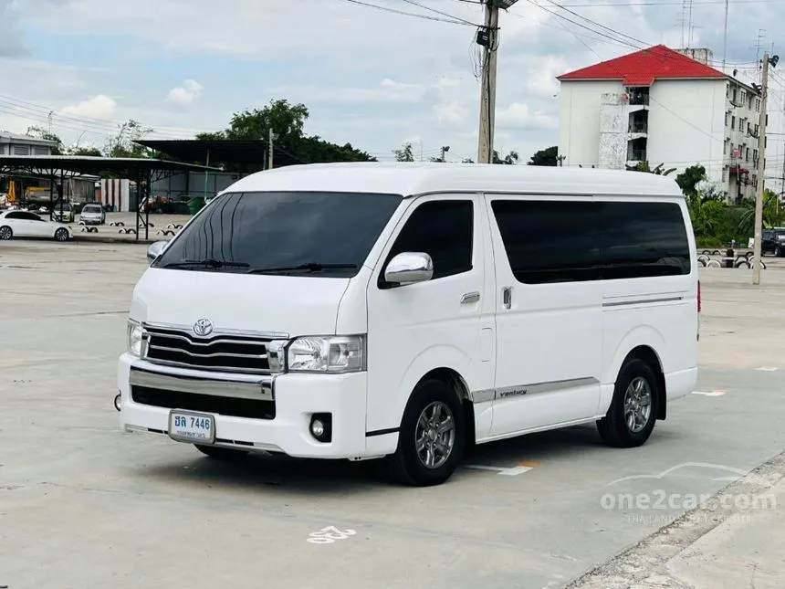 2015 Toyota VENTURY G Van