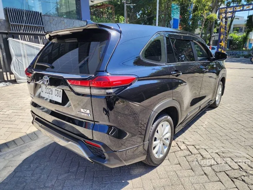 2024 Toyota Kijang Innova Zenix V HV Modellista (Non Premium Color) MPV