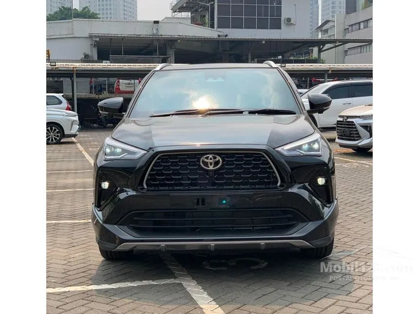 Jual Mobil Toyota Yaris Cross 2024 S GR Parts Aero Package HEV 1.5 di DKI Jakarta Automatic Wagon Hitam Rp 366.900.000