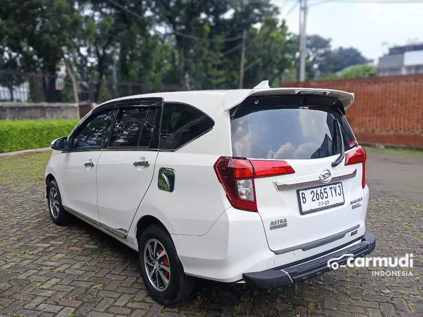 2018 Daihatsu Sigra R Deluxe MPV