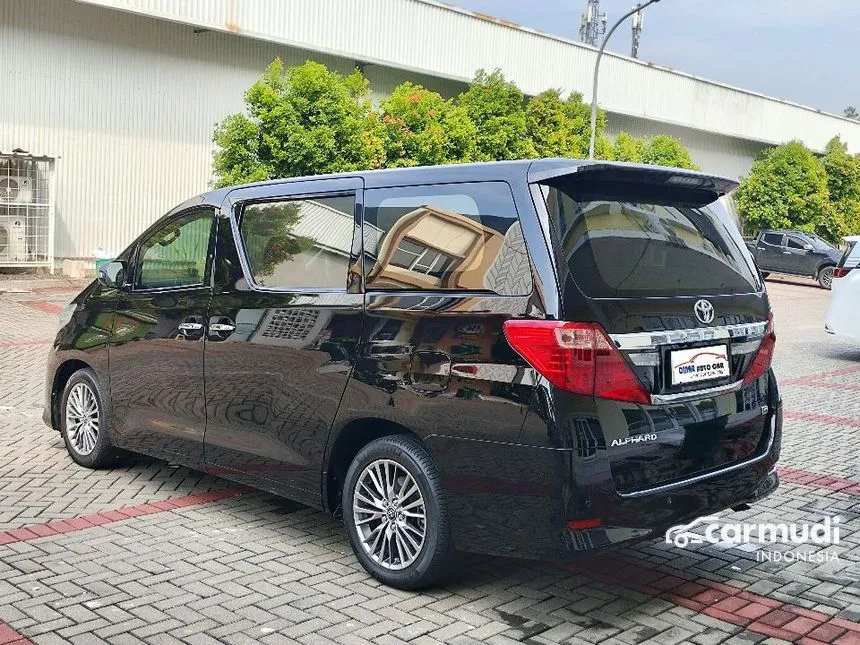 2013 Toyota Alphard G MPV
