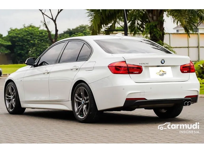 2018 BMW 330i M Sport Sedan