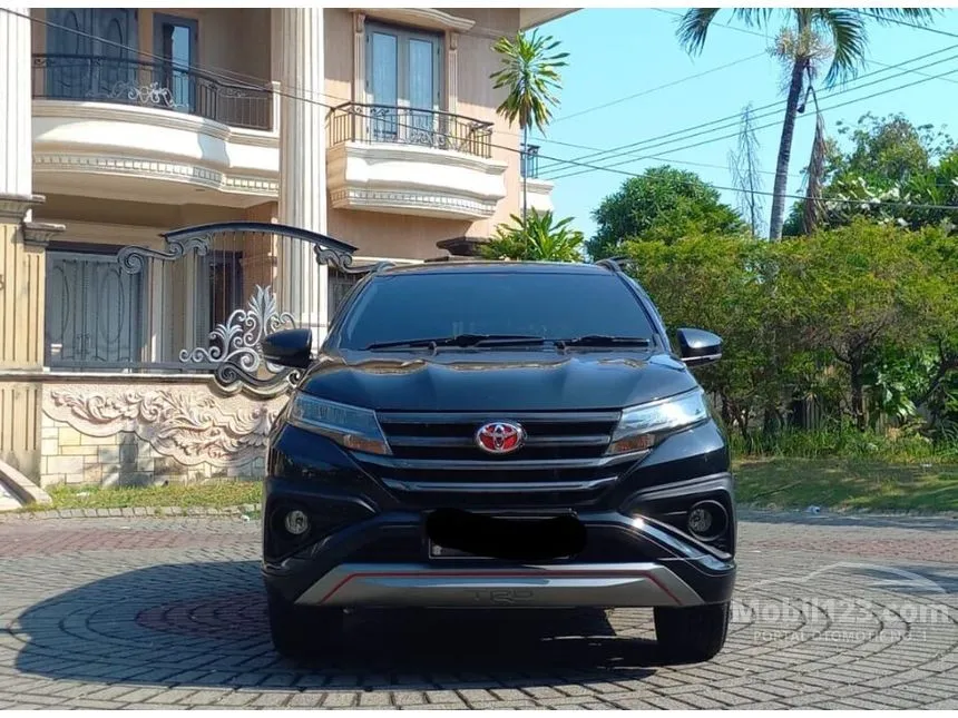 Jual Mobil Toyota Rush 2019 TRD Sportivo 1.5 di Jawa Timur Automatic SUV Hitam Rp 224.000.004