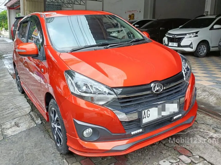 Jual Mobil Daihatsu Ayla 2018 R Deluxe 1.2 di Jawa Timur Manual Hatchback Orange Rp 123.000.000