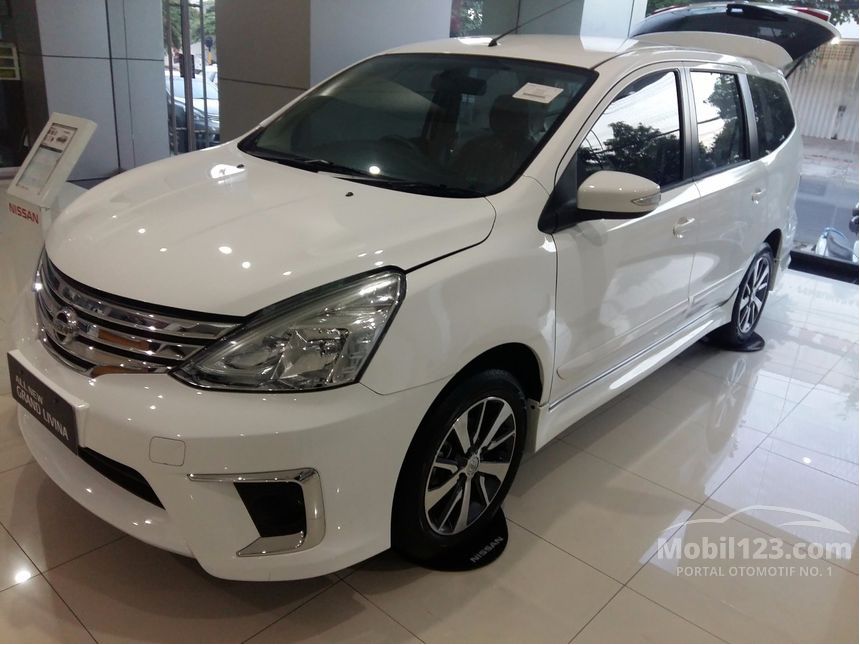 Jual Mobil Nissan Grand Livina 2019 XV Highway Star 1 5 di 