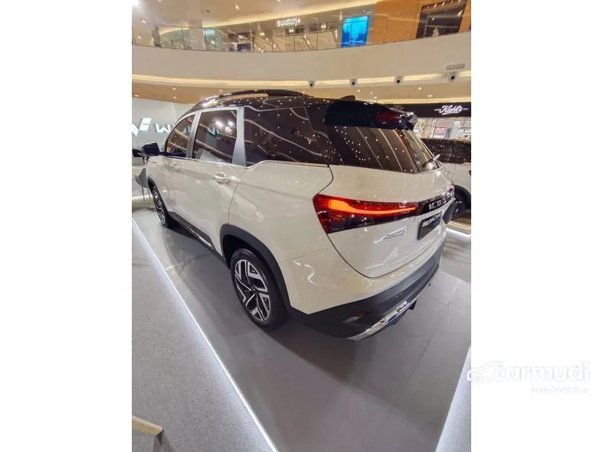 2024 Wuling Almaz RS Hybrid Wagon