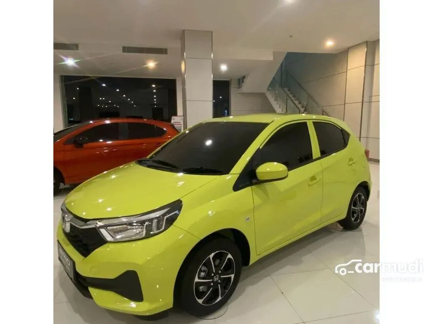 Jual Mobil Honda Brio 2024 E Satya 1.2 di DKI Jakarta Automatic Hatchback Kuning Rp 183.300.000