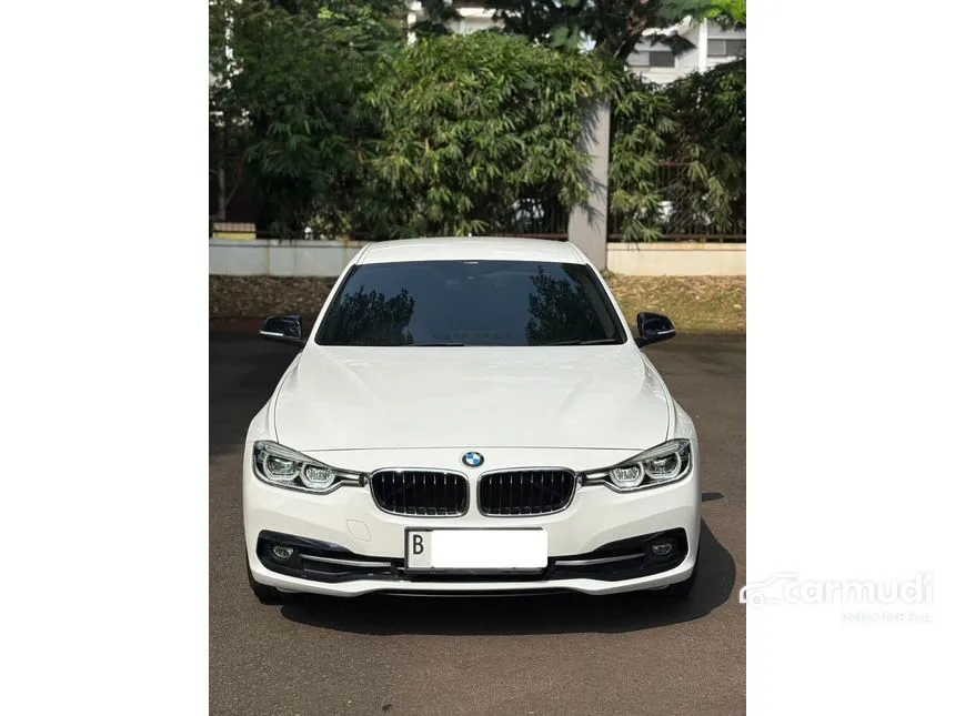 2017 BMW 320i Sport Sedan