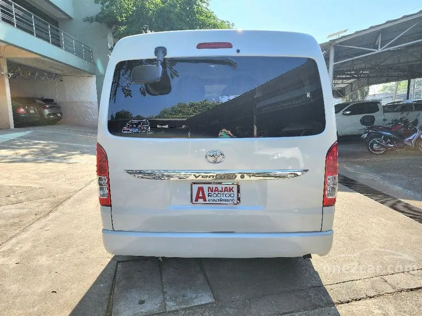 2018 Toyota VENTURY G Van