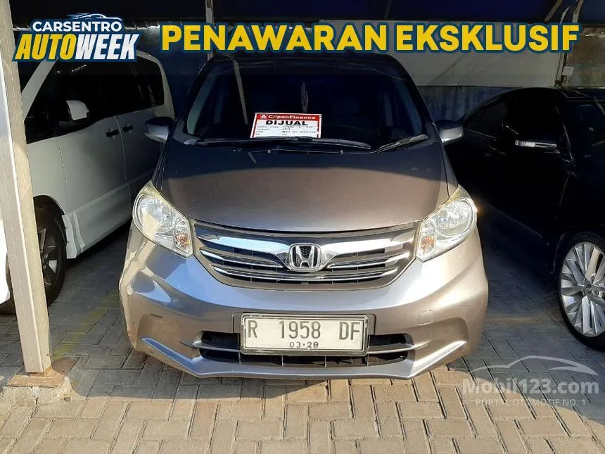 Jual Mobil Honda Freed 2013 S 1.5 di Yogyakarta Automatic MPV Abu
