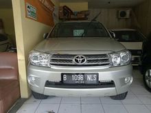 2011 Toyota Fortuner 2.7 G Luxury SUV